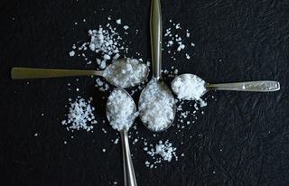 6 g en ml : conversion et équivalence en cuillères
